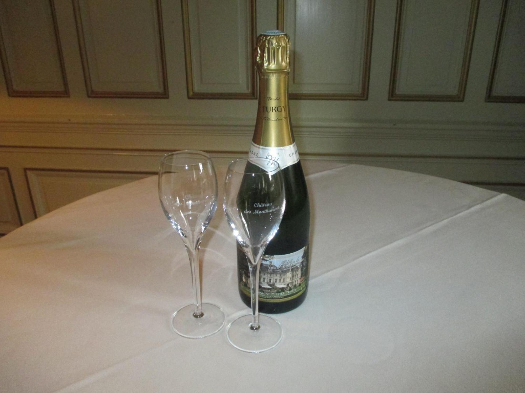 Chateau Des Monthairons Hotel Restaurant Gastromaison Spa Privatif Les Monthairons Eksteriør bilde