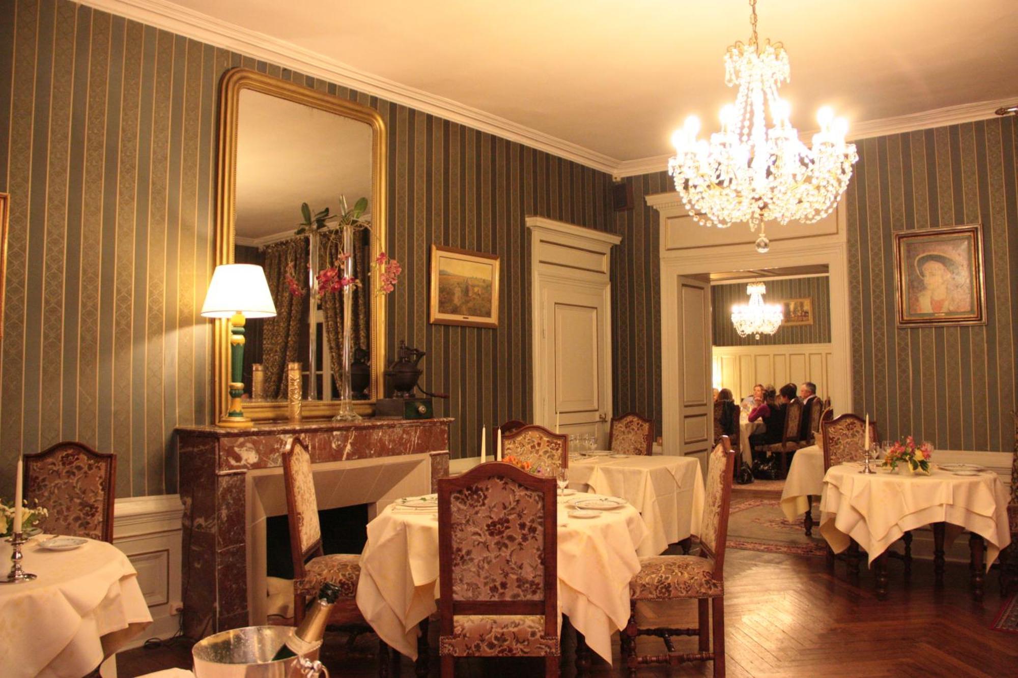 Chateau Des Monthairons Hotel Restaurant Gastromaison Spa Privatif Les Monthairons Eksteriør bilde