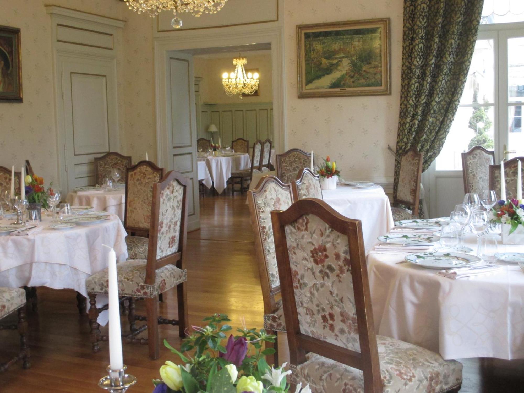 Chateau Des Monthairons Hotel Restaurant Gastromaison Spa Privatif Les Monthairons Eksteriør bilde
